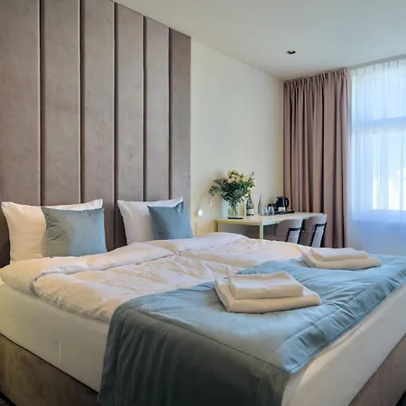 Oysters & Bubbles Gastro Rynek Square