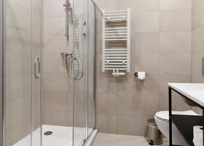 Oysters&bubbles Gastro Rynek Square Aparthotel