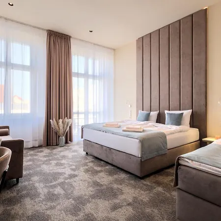 Aparthotel Oysters & Bubbles Gastro Rynek Square